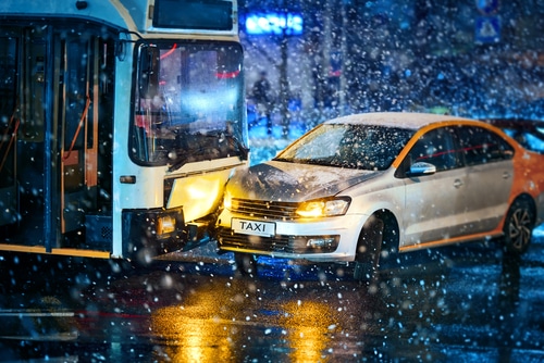 ¿Es más probable que necesite un abogado de accidentes de coche durante las vacaciones?